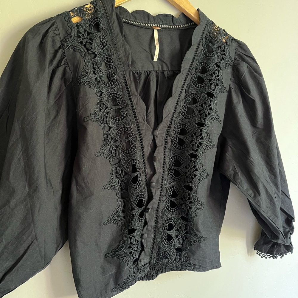 Free people cotton crop eyelet button up